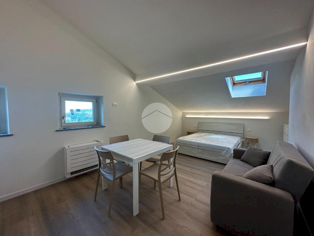One-room apartment Piazza Galateri, Savigliano - photo 1