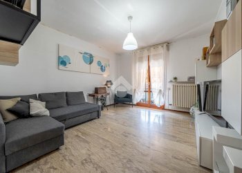Four-room apartment Via giuseppe di vittorio, Rubiera - photo 3