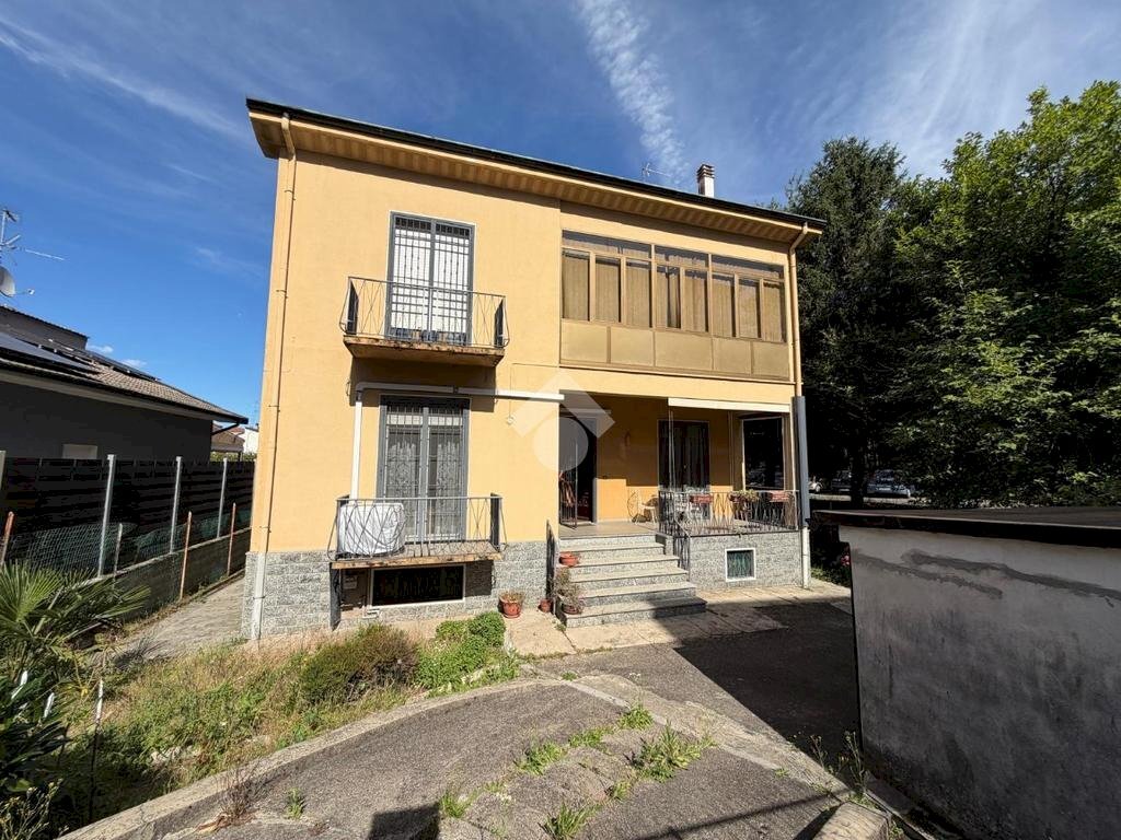 Villa Via Gran Sasso, Garbagnate Milanese - foto 1