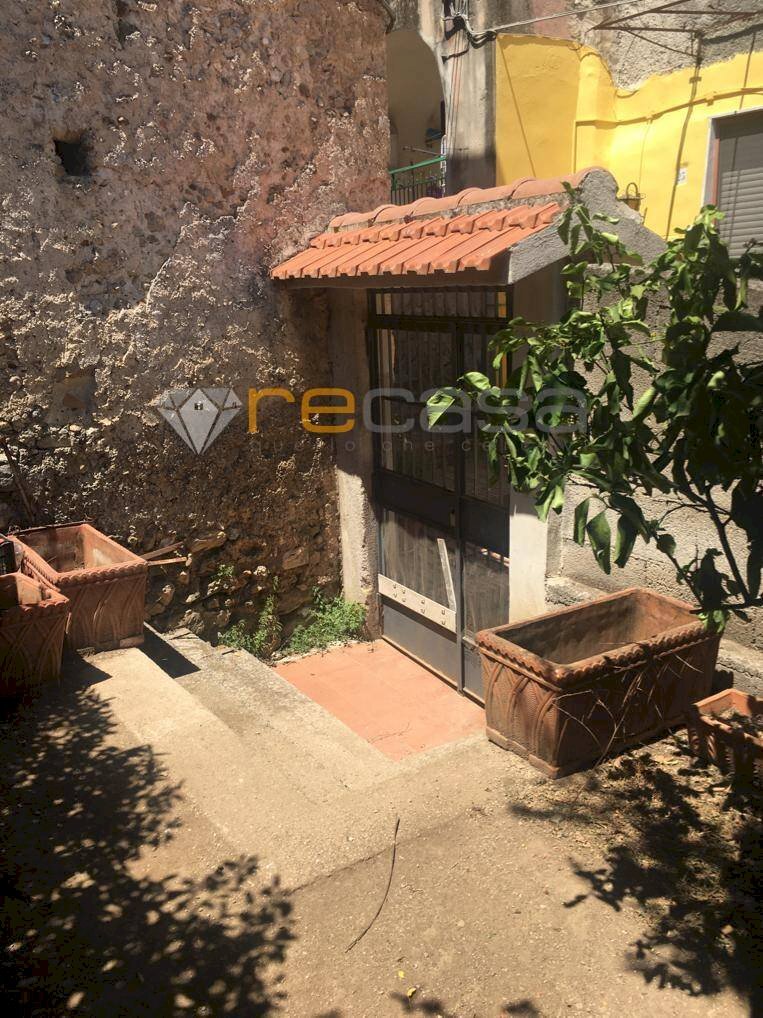 Foto 2 - Appartamento Piazza Spirito Santo
14, Montecorvino Rovella - foto 2