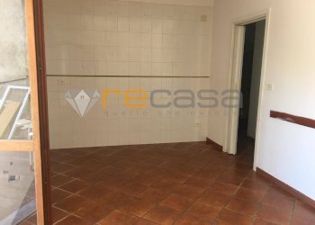 Foto 4 - Four-room apartment Piazza Spirito Santo
 
14, Montecorvino Rovella - photo 4