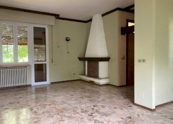 Foto 1 - Independent house VIA COLLODI, Curtatone - photo 1