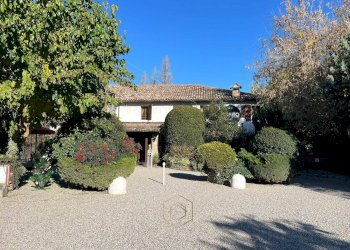 Foto 1 - Negozio Via Rondona, Vigarano Mainarda - foto 1