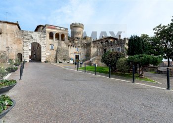 Edificio all\'aperto - Quadrilocale Via Paluzzi
 
3, Fiano Romano - foto 23