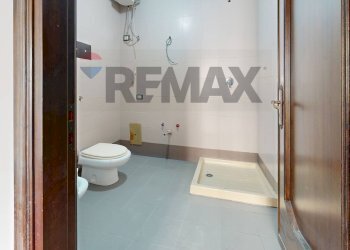Servizio con doccia - Appartamento Via Gregorio Ugdulena
 
7, Palermo - foto 24