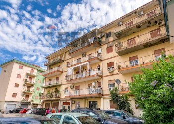 Edificio all\'aperto - Appartamento Largo Filadelfio Fichera
 
6, Palermo - foto 11