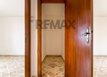 Hall / corridoio - Apartment Largo Filadelfio Fichera
 
6, Palermo - photo 18
