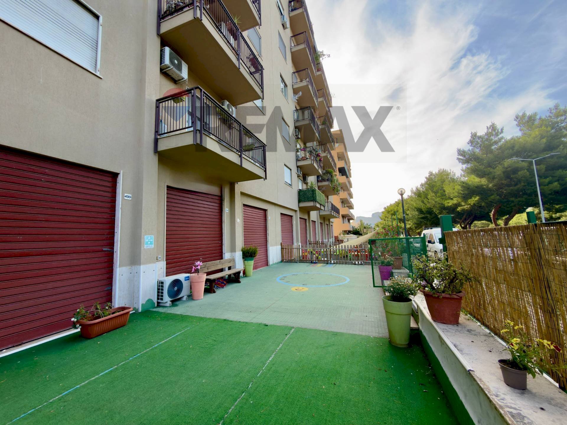 Edificio all\'aperto - Ufficio Via Giuseppe Lanza di Scalea
 
478/522, Palermo - foto 1