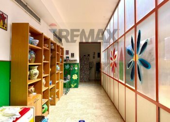 Hall / corridoio - Ufficio Via Giuseppe Lanza di Scalea
 
478/522, Palermo - foto 2