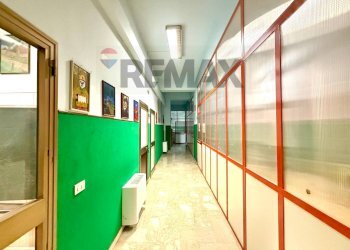 Hall / corridoio - Ufficio Via Giuseppe Lanza di Scalea
 
478/522, Palermo - foto 8