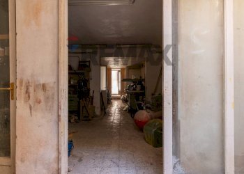 Hall / corridoio - Bilocale Via Giuseppe Logoteta
 
10, Siracusa - foto 16