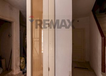 Hall / corridoio - Bilocale Via Giuseppe Logoteta
 
10, Siracusa - foto 21