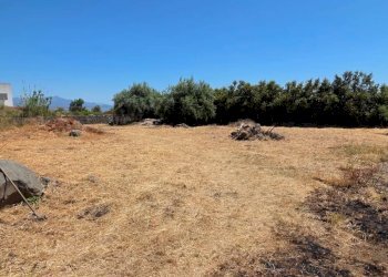 Vista delle montagne - Terreno agricolo Via Giuseppe Ungaretti
33, Giarre - foto 2