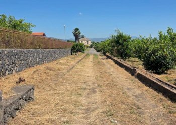 Vista dell\'acqua - Terreno agricolo Via Giuseppe Ungaretti
33, Giarre - foto 8