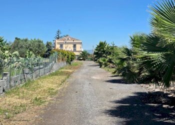 Vista dell\'acqua - Terreno agricolo Via Giuseppe Ungaretti
33, Giarre - foto 19