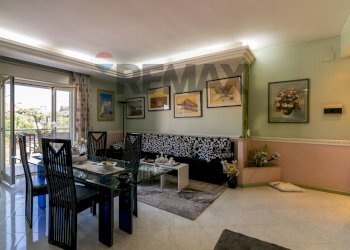 Sala da pranzo - Trilocale VIA PALERMO
 
615, Catania - foto 2