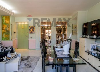 Sala da pranzo - Trilocale VIA PALERMO
 
615, Catania - foto 4