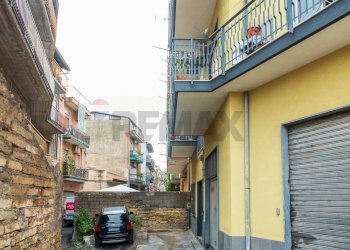 Edificio all\'aperto - Three-room apartment Via Dei Vespri
 
6, Misterbianco - photo 2