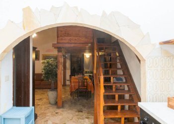 Scale - Three-room apartment Via Dei Vespri
 
6, Misterbianco - photo 13