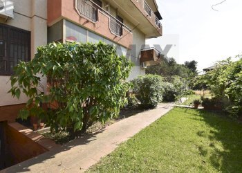 Giardino - Casa semi indipendente via treviso
 
24, Mascalucia - foto 5
