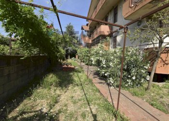 Giardino - Casa semi indipendente via treviso
 
24, Mascalucia - foto 11