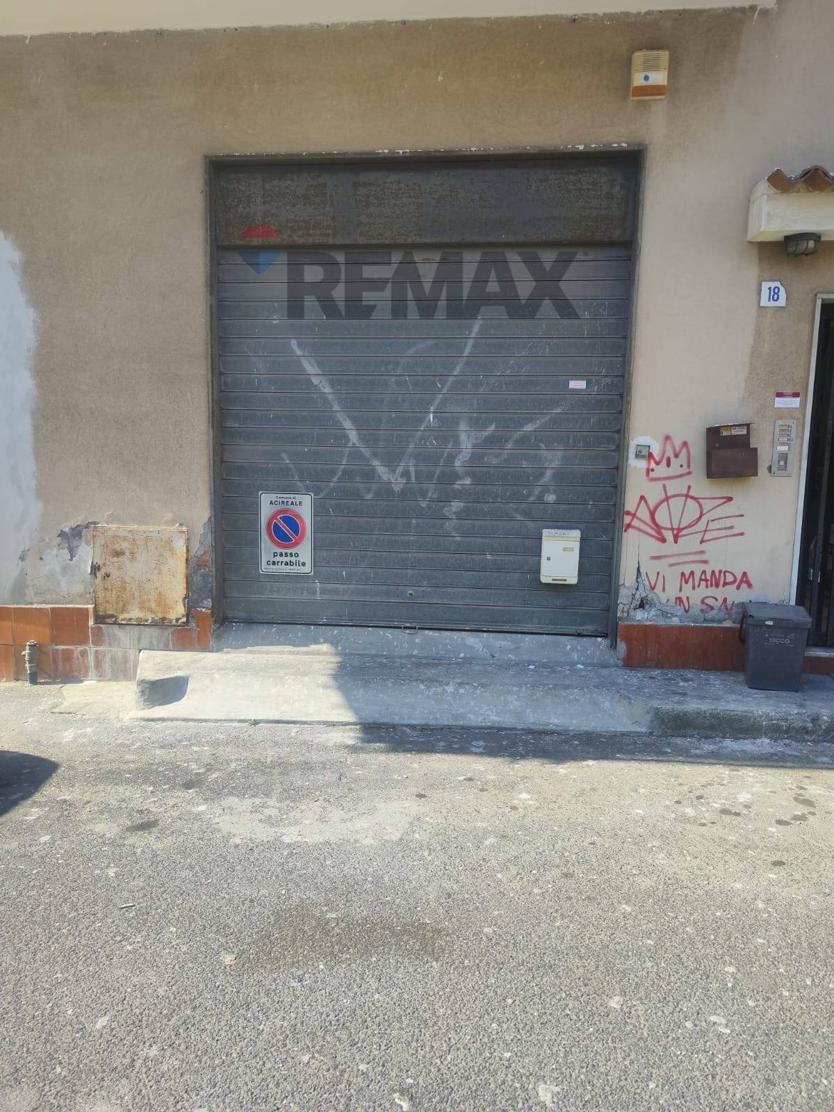 Edificio all\'aperto - Box Via Carlo Collodi
 
20, Acireale - photo 1