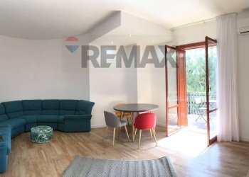 Sala da pranzo - Three-room apartment Via del Sileno
 
2, Giardini-Naxos - photo 13
