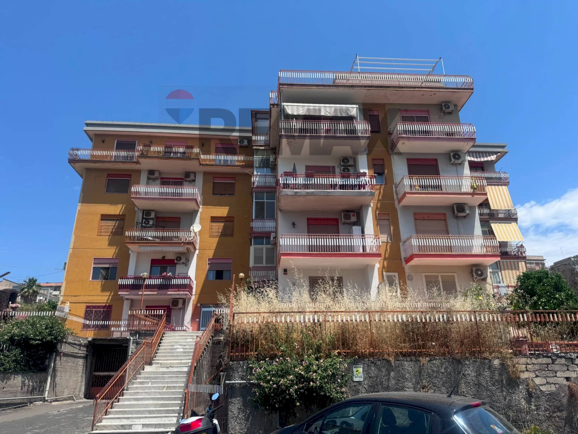 Edificio all\'aperto - Trilocale Corso Dei Mille
34, Catania - foto 2