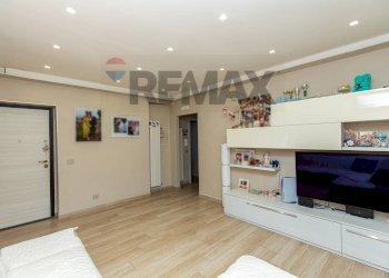 Soggiorno - Trilocale Via Sciara
 
19, Tremestieri Etneo - foto 1
