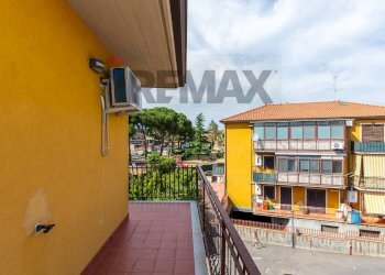 Balcone - Trilocale Via Sciara
 
19, Tremestieri Etneo - foto 9