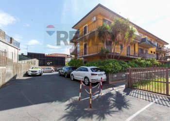 Edificio all\'aperto - Trilocale Via Sciara
 
19, Tremestieri Etneo - foto 33
