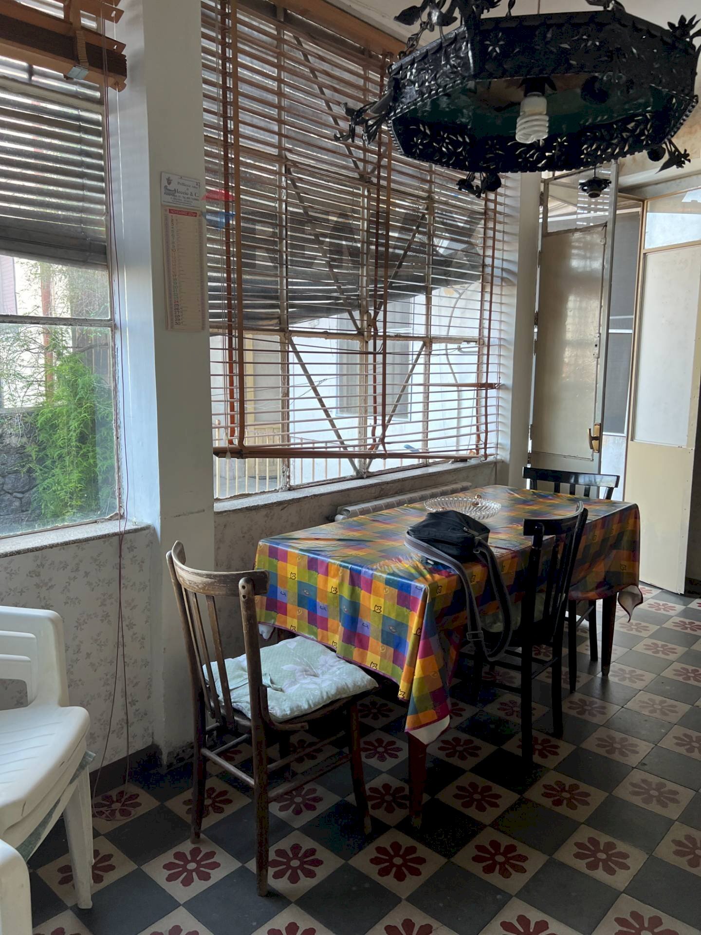 Sala da pranzo - Casa indipendente Via Vittorio Emanuele III
 
302, Belpasso - planimetria 1