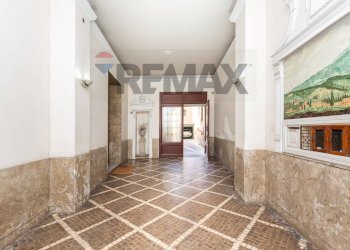Ricezione / Lobby - Trilocale Via Etnea
518, Catania - foto 5