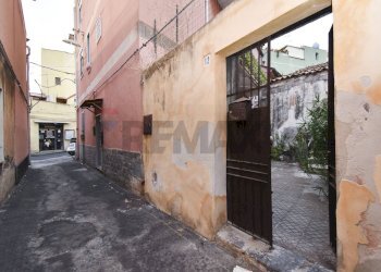 Edificio all\'aperto - Casa indipendente Vicolo Casutto
 
12, Catania - foto 28