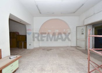 Stanza vuota - Negozio Via Galermo
64, Catania - foto 12