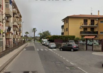 Edificio all\'aperto - Bilocale Via Morgione
 
27, San Giovanni la Punta - foto 8
