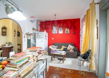 Sala da pranzo - Trilocale Via Delle Robinie
 
4, Catania - foto 2