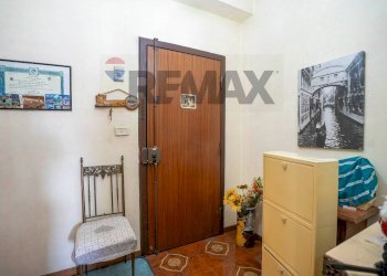 Hall / corridoio - Trilocale Via Delle Robinie
 
4, Catania - foto 5