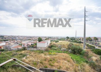 Edificio all\'aperto - Trilocale Via Delle Robinie
 
4, Catania - foto 23