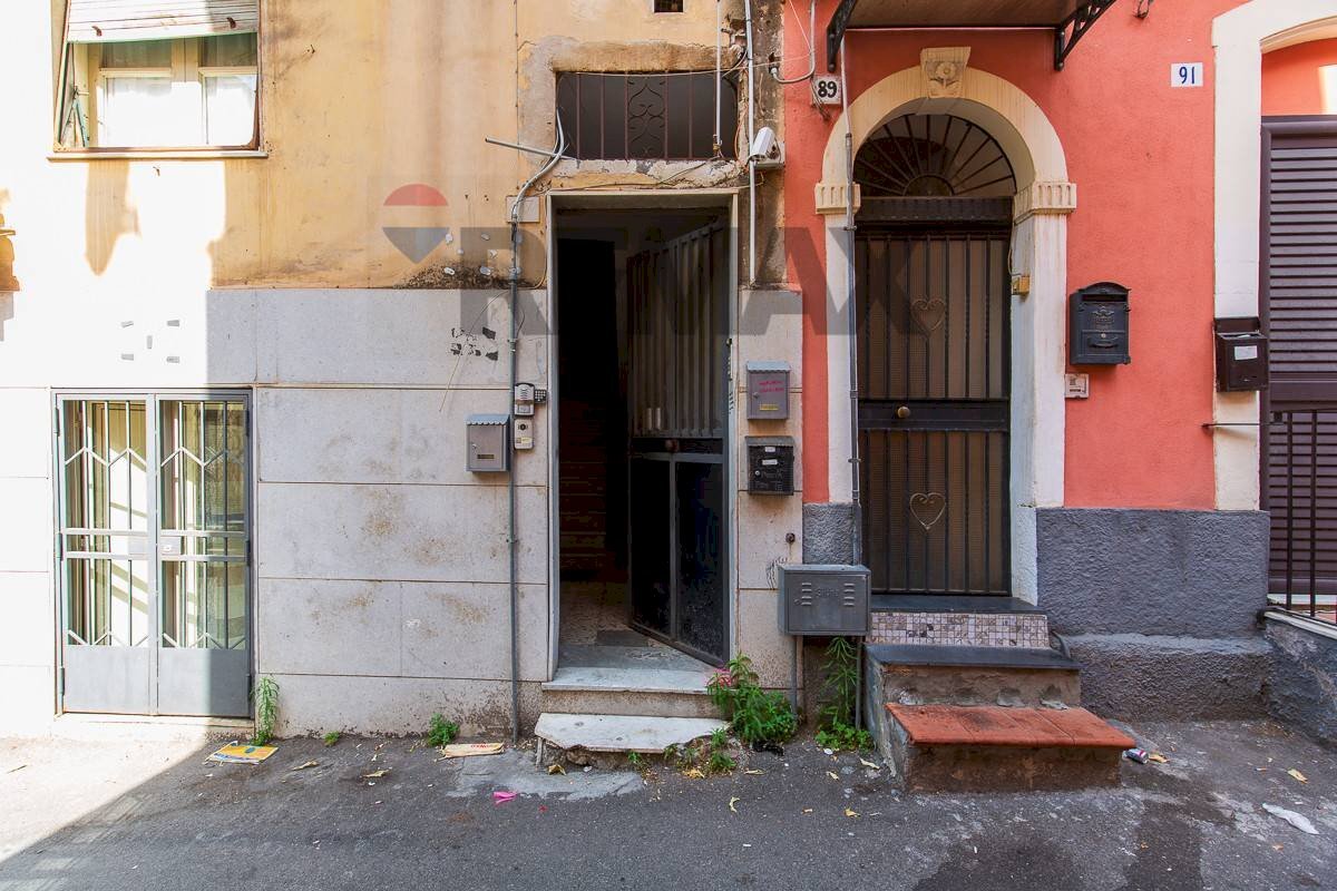 Edificio all\'aperto - Appartamento Via Purgatorio
87, Catania - foto 2