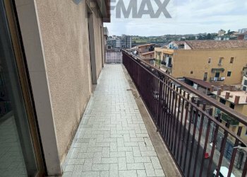 Balcone - Appartamento Via Giuseppe Missori
 
75, Catania - foto 48