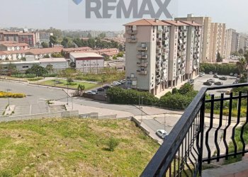 Balcone - Appartamento Viale Nitta
 
17, Catania - foto 17