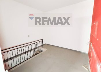 Stanza vuota - Casa indipendente VIA MAENZA
 
14, Paterno - foto 23