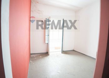 Stanza vuota - Casa indipendente VIA MAENZA
 
14, Paterno - foto 27