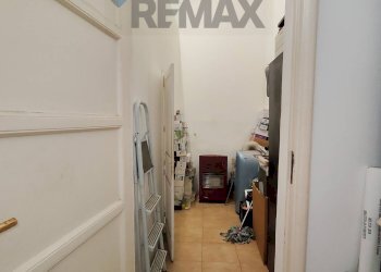 Hall / corridoio - Casa indipendente VIA MAENZA
 
14, Paterno - foto 72