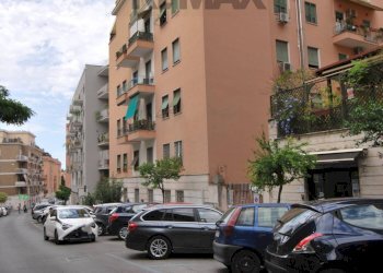 Edificio all\'aperto - Quadrilocale via squarcialupo
3, Roma - foto 1