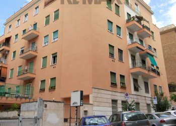 Edificio all\'aperto - Quadrilocale via squarcialupo
3, Roma - foto 2