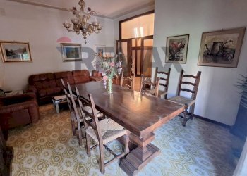 Sala da pranzo - Appartamento VIA TIEPOLO
 
18, Arezzo - foto 7