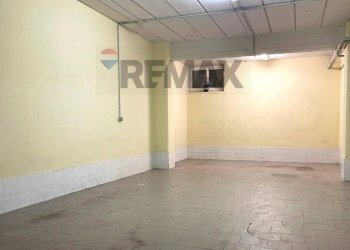 Stanza vuota - Box Via Dei Prati Fiscali
239D, Roma - photo 3