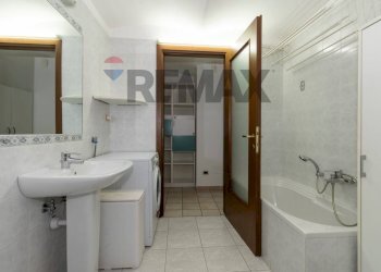 Bagno - Casa indipendente Località  grangia pol
 
9, Robassomero - foto 36
